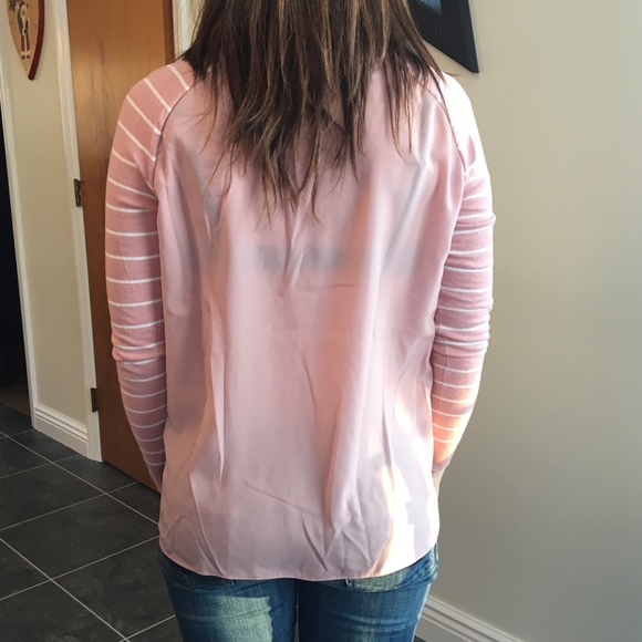 LOFT Cute thin sweater - Picture 2 of 2